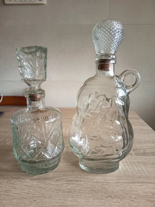 Set de 2 Licoreras Antiguas