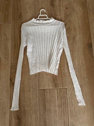 Jersey fino blanco canalé cuello alto Zara