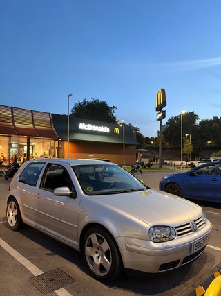 Volkswagen Golf GTI Mk4 2000