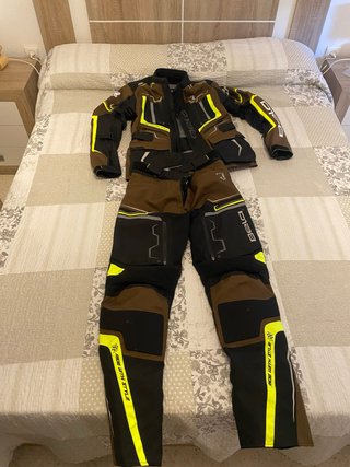 Mono de moto Bela marrón y negro talla S