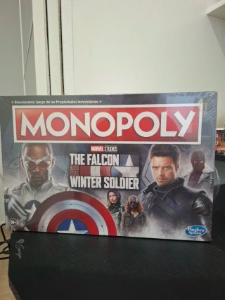 Monopoly Marvel The Falcon and The Winter Soldier