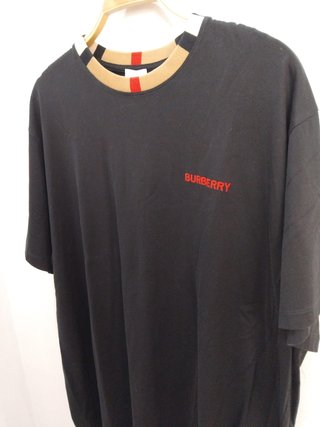 Camiseta Burberry Negra
