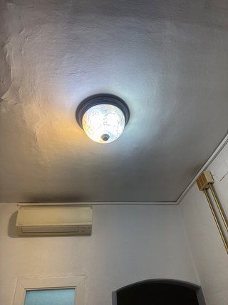 Lámpara de techo con plafón de cristal