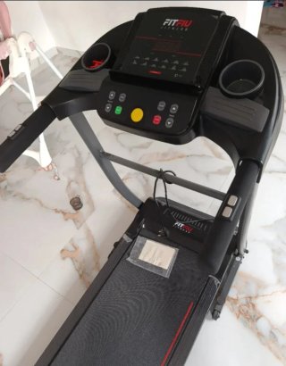 Cinta de correr FIT MC-200