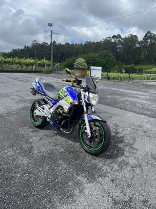Suzuki GSR 600