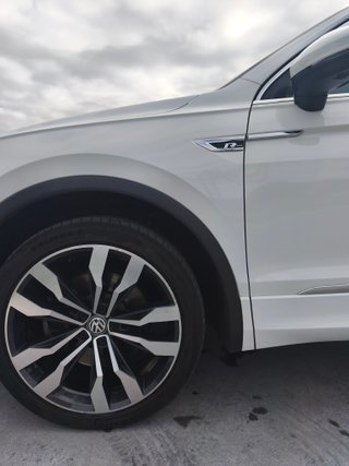 Volkswagen Tiguan 2.0 TDI R-Line 4Motion