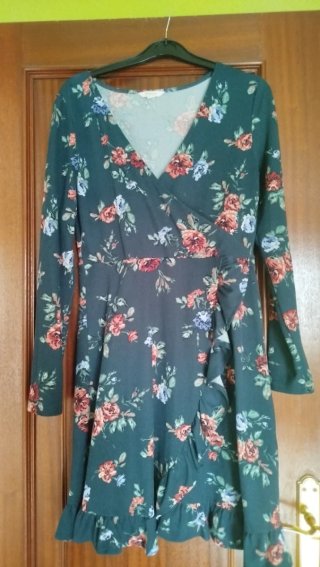 Vestido floral verde manga larga