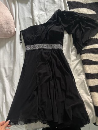 Vestido Negro de Fiesta