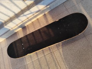 Monopatín Decathlon CP100 Mid Cosmic