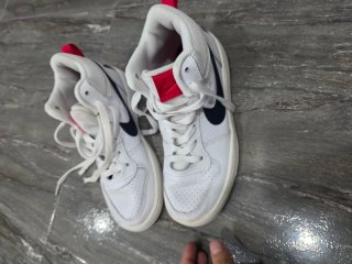 Zapatillas Nike Blancas y marrones