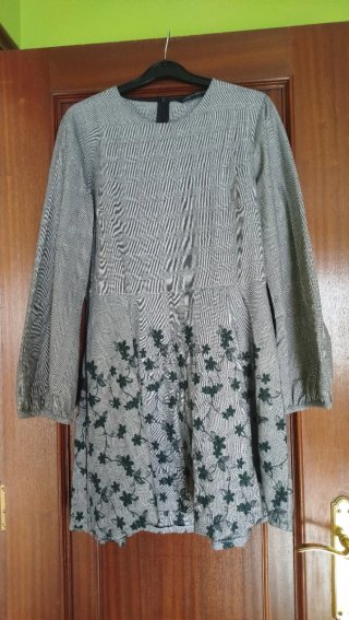 Vestido estampado cuadros y flores