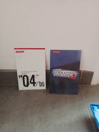 Pro Evolution Soccer 4 (PS2)