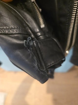 Chaqueta de piel Bershka negra