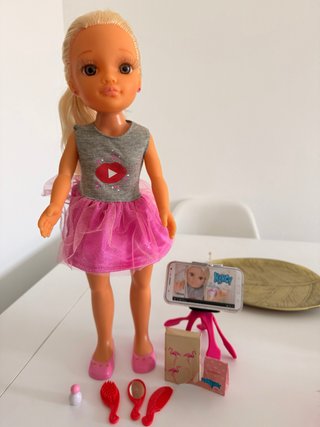 Muñeca Nancy YouTuber con Accesorios