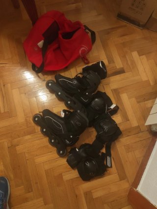 Patines en línea y protecciones + bolso
