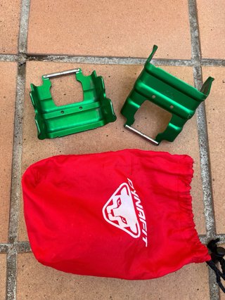 Esquís de travesía Dynafit con botas La Sportiva