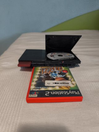 PS2 Slim Negra + Memoria + 2 Mandos