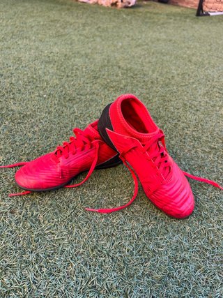 Zapatillas de fútbol sala rojas Adidas Predator