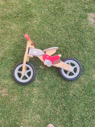 Bicicleta Infantil de Madera