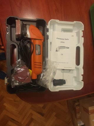Lijadora Delta JD2533 con accesorios