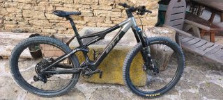 Bicicleta eléctrica BH 650 w Impecable Año 2024