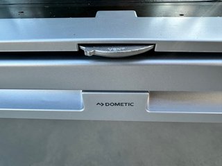 Nevera Dometic CRX80 para Camper