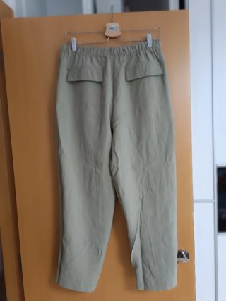 Pantalón Zara