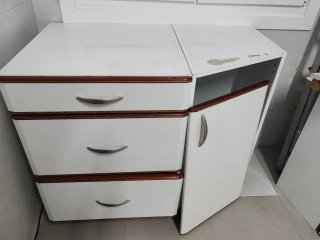 Mueble de cocina con encimera de piedra