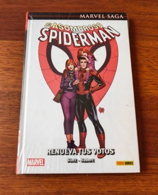 Precintado. Saga Spiderman 50. Renueva tus votos.