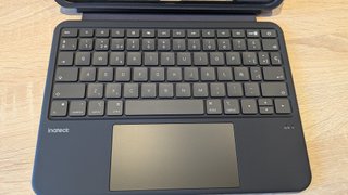 Custodia iPad A16 e 10ª gen. con Tastiera Spagnola