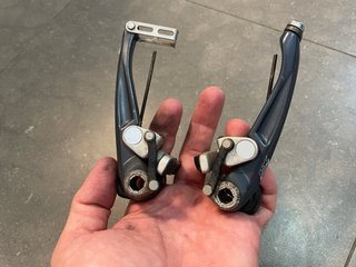 1x Freno V-brake Shimano Deore LX BR-M570
