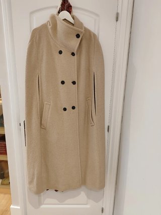 Capa Beige Elegante, perfecta no pesa ni se arruga