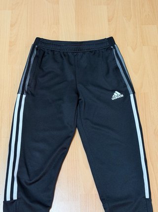 Pantalón de chándal Adidas negro