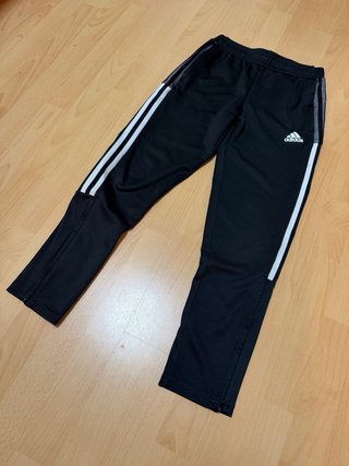 Pantalón de chándal Adidas negro