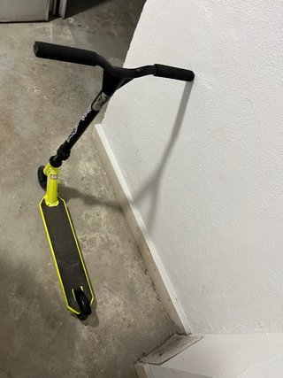 Patinete Freestyle Amarillo y Negro