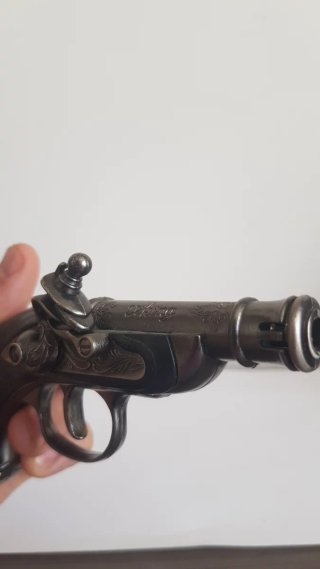Mechero Vintage Forma Pistola de Pedernal