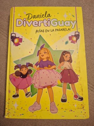 ¡Risas en la pasarela!