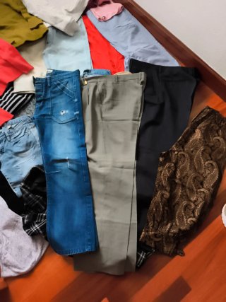 Lote de ropa variada (10 kg)
