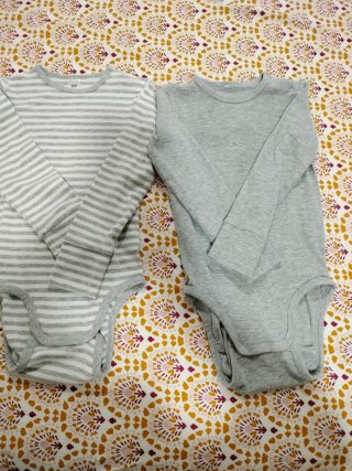 Bodys bebé 3-4 años (2 uds)