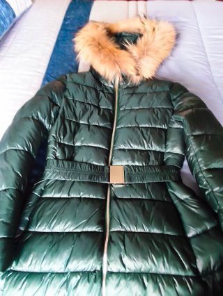 Abrigo de plumas verde con pelo natural Ocasion