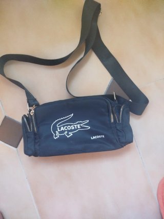 Bolso bandolera Lacoste negro
