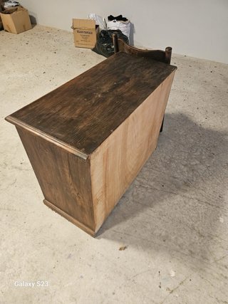 Mesa de escritorio de madera