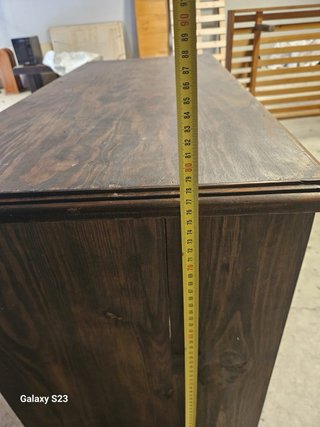 Mesa de escritorio de madera