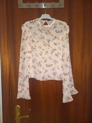 Blusa Bershka Estampado Floral