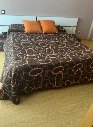 Edredón reversible cama 1.50 + funda cojines