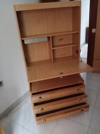 Scrivania Giovanile in Legno