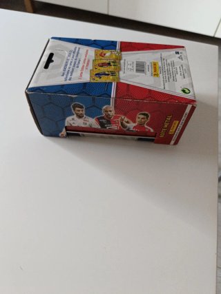 Caja cromos de fútbol