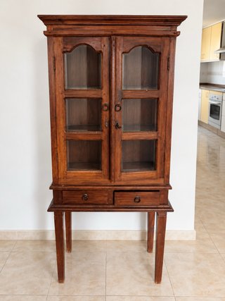 Vetrina in Legno Stile Coloniale