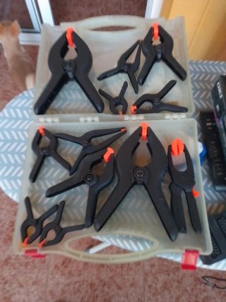 Caja de sargentos (abrazaderas)