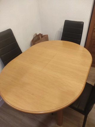 Mesa de Comedor Extensible de Madera